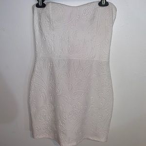 Floral strapless body on